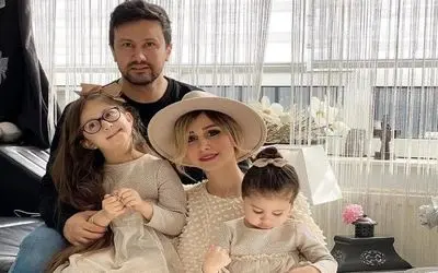 سکانس خندان/شوخی های بیمزه شاهرخ استخری در جمع دوستاش/از سوسیدن سوسیس تا ماهیتابه