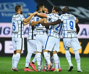 یووه به ایرانی‌ها درس اخلاق داد