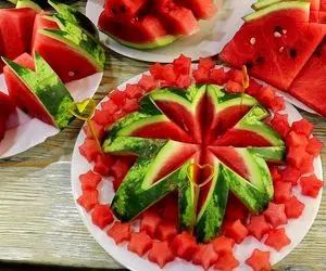 ایده های خلاقانه؛ چند مدل برش شیک و جذاب هندوانه برای شب یلدا