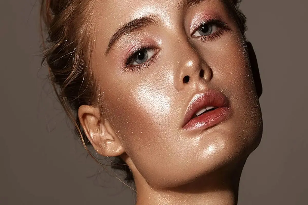 راز پوست بی_نقص سلبریتی_ها _ از انتخاب درست کرم پودر تا ماندگاری بالا - تصویر 4