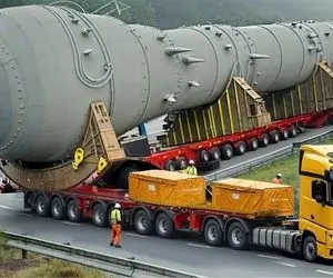 جا به جایی های جانکاه؛تریلی های دراز برای پیچین تو کمرکش جاده کمرشون رو تا ته میشکونن