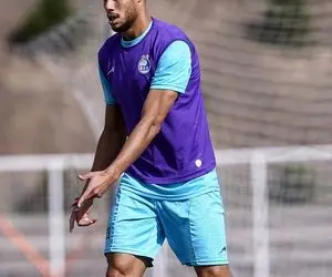 مشکل مهاجم استقلال حل شد