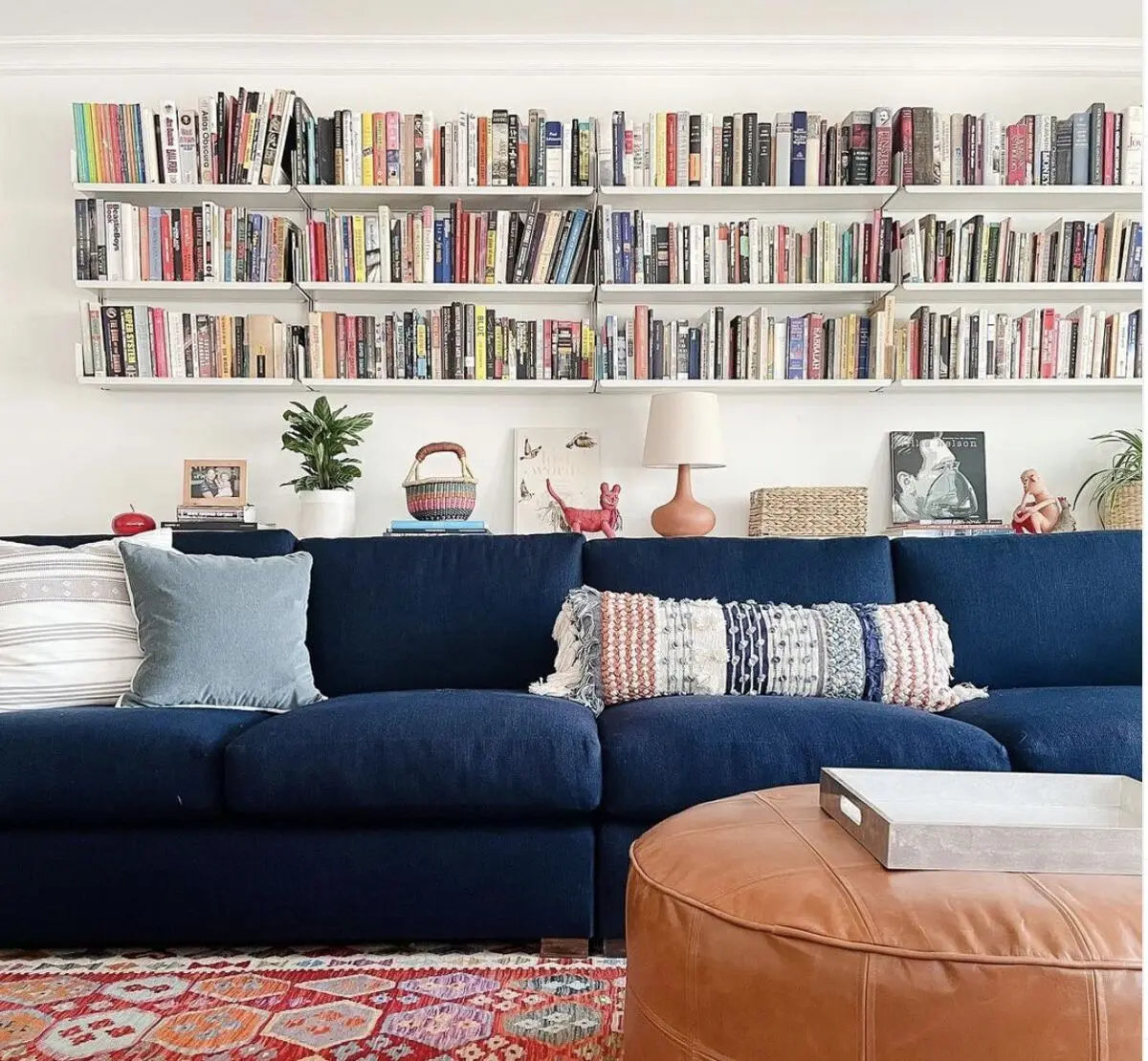 irenelovettbookshelf-246ac494e18842e4a66556f8d8e39887