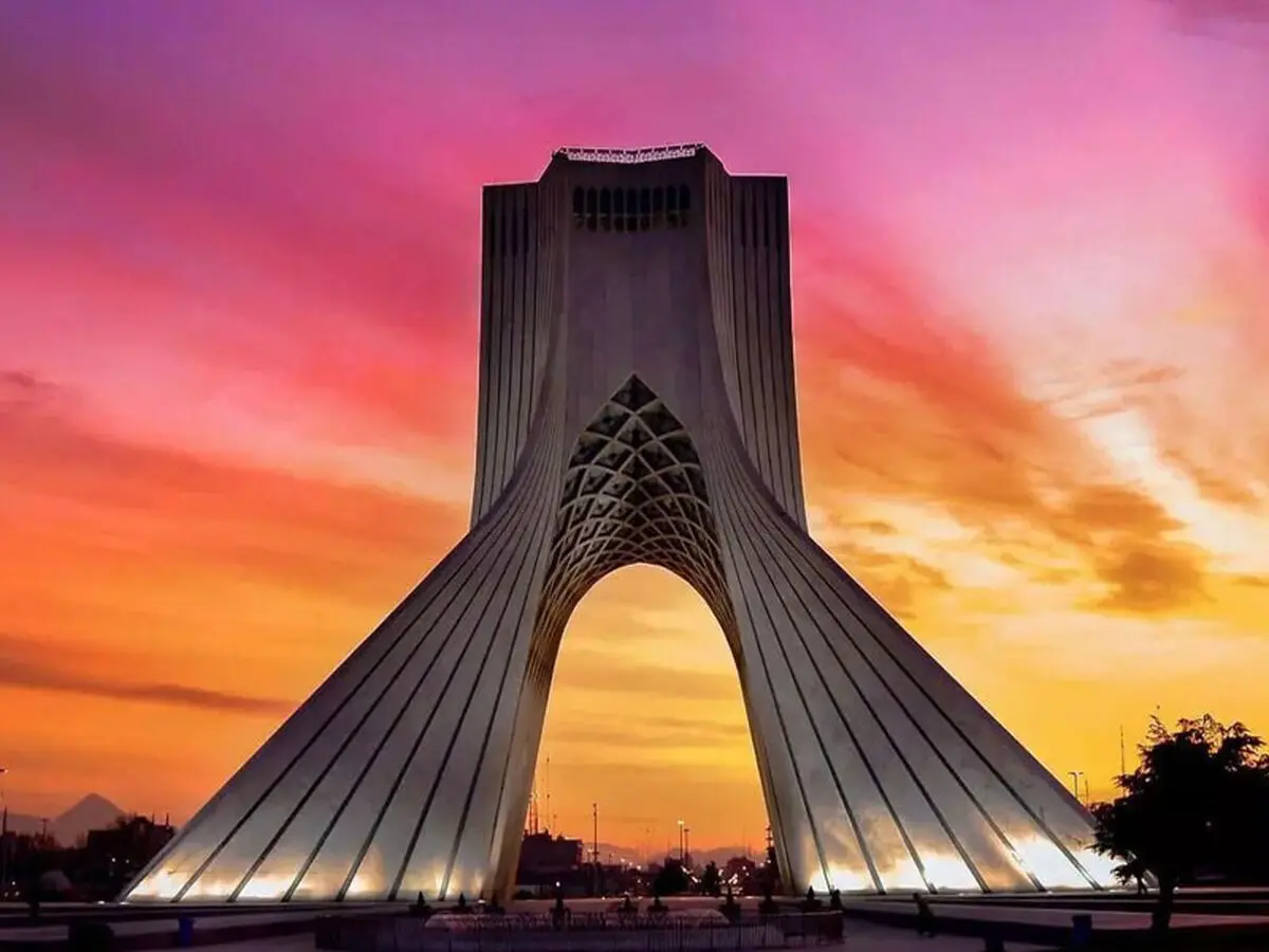 azadi-tower-in-night