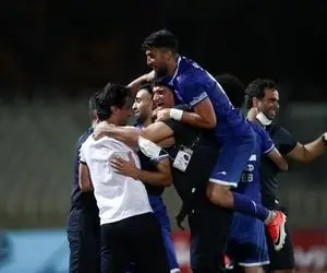 پاداش ۱۰ میلیونی فرهاد مجیدی به استقلالی‌ها