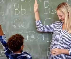 پرداخت پاداش پایان خدمت فرهنگیان بازنشسته شهریور ۱۴۰۰