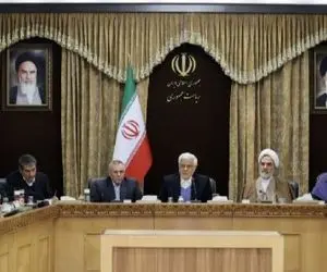 عارف: ما حق نداریم زندگی مردم را تجسس کنیم!