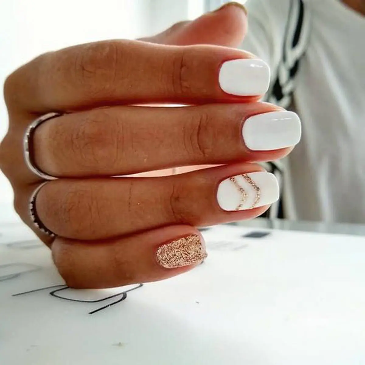 white-nail-model-for-girls-27