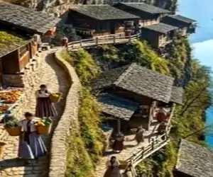 معماری خلاقانه؛ جایی از کوه خونه ساختن که فقط باس بیمه حضرت ابالفضل باشی جرئت کنی بری