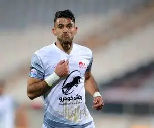 مخالفت تراکتور با پیوستن ستاره به پرسپولیس