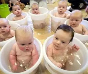 ترسوندن بچه های کوچولو/ انقدر بامزه میترسن که از خنده نمیشه ادامه داد