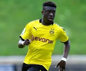 تمدید قرارداد پدیده دورتموند