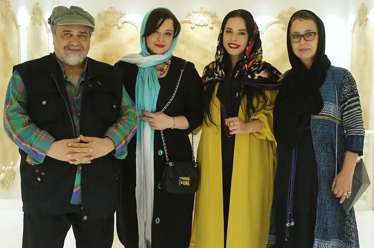 ملیکا شریفی نیا و خانواده