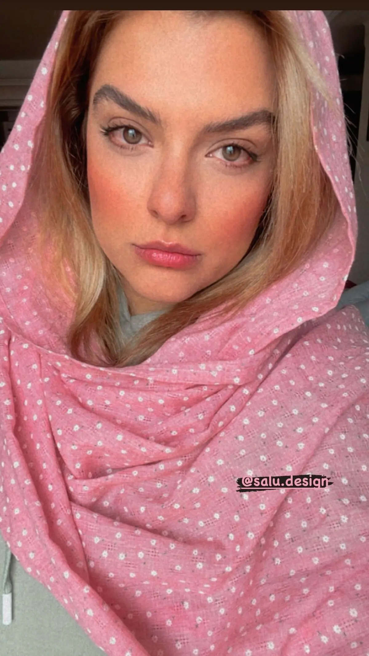 دنیا مدنی