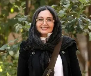 حواشی مشهورا؛ کتایون ریاحی دست در دست برادرش علیرضا