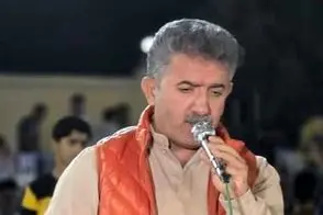 آواز محلی؛ منوچهر زنگنه 21 سال پیش با آهنگ سارا پرچم لرها رو برد بالا