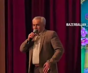 آواز محلی؛ مرد ترک نازلانا نازلانا خوند برا شاهرخ خان بذاریا بی پیش زمینه آذری میرقصه