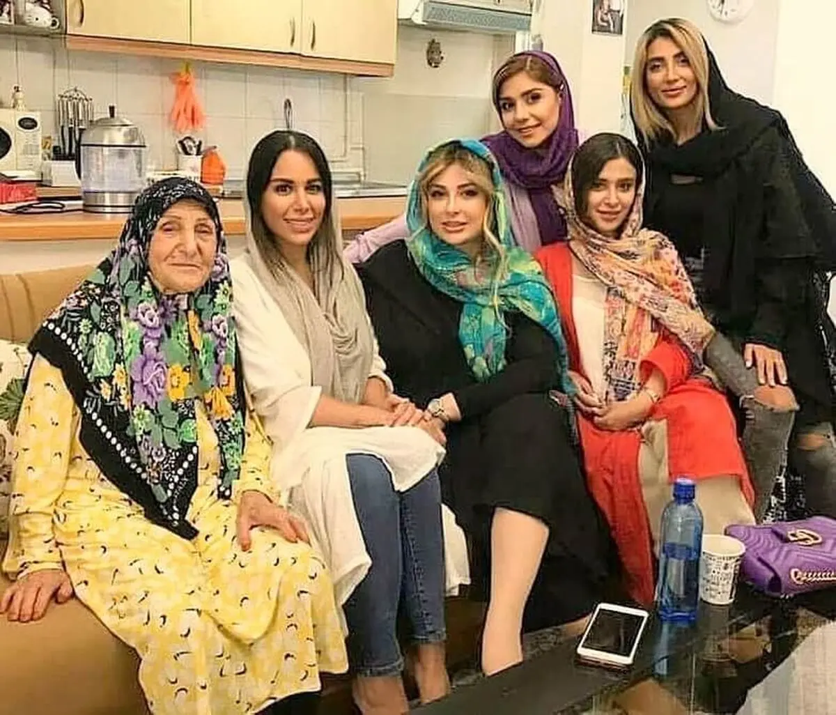 نیوشا ضیغمی