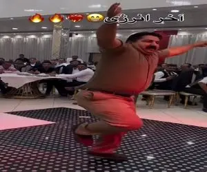 آواز شاد؛ مرد تو عروسی مثل مرغ پر کنده خودشو پرت کرد هوا بال بال زد خواننده فر خورد