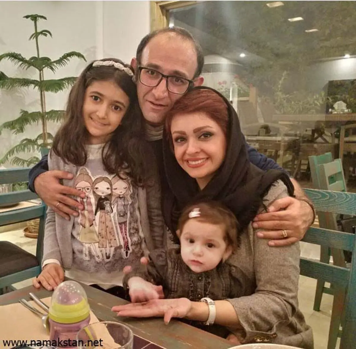نگار عابدی