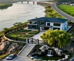 معماری خلاقانه؛ کدخدای روستا با ساختن عمارت شاهانه لب رودخونه باعث حسرت مردم شد