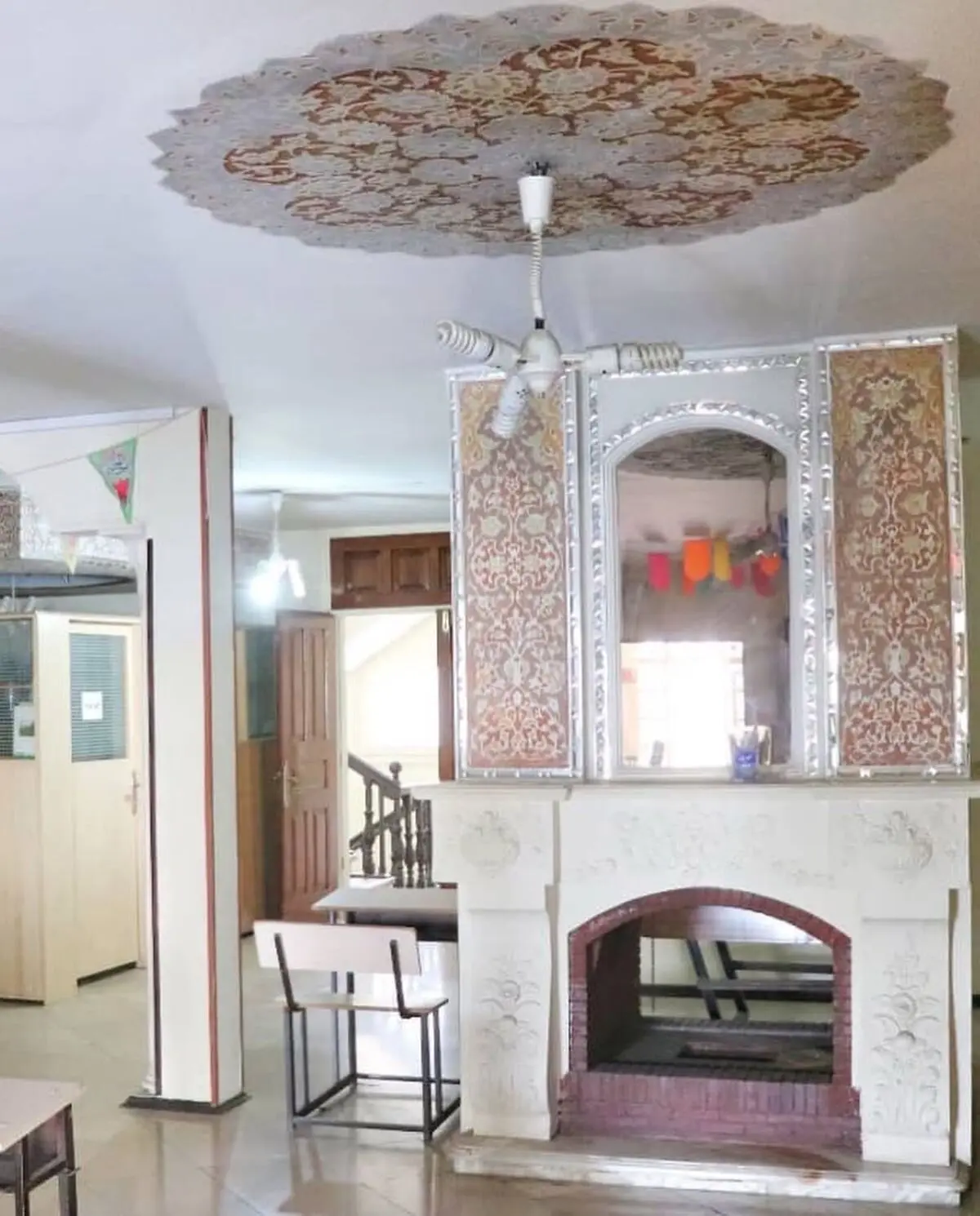 _ خونه گوگوش در نیاوران بعد از پنجاه سال (این مدرسه قبلا منزل ،فائقه ملقب به گوگوش بوده که در اخ (3)