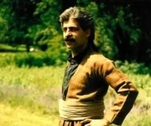 آواز ماندگار؛ صدای کم نظیر ناصر رزازی که هرچی غمه از بدن جدا میکنه صداش تکرار نشدنیه