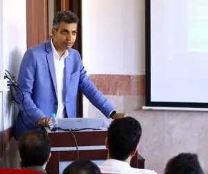 (عکس) عادل فردوسی پور و شاگردان شریفش