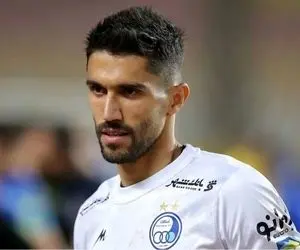 کاپیتان حسینی نصف برخی ستاره های آبی پول گرفت؟