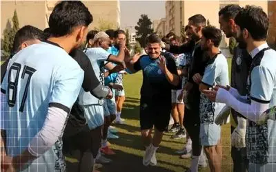 جشن تولد سورپرایزی برای وریا در تمرین استقلال؛ ساپینتو روح قهرمانی را برگرداند!