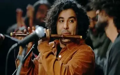 آواز احساسی؛ موزیک ویدیو احساسی عرفان طهماسبی برای عاشق شدن تو پاییز 