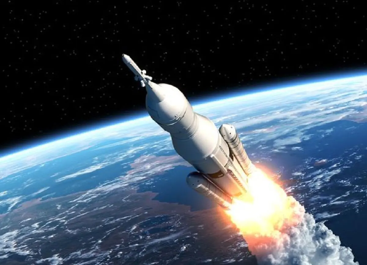 0_Space-Launch-System-Takes-Off