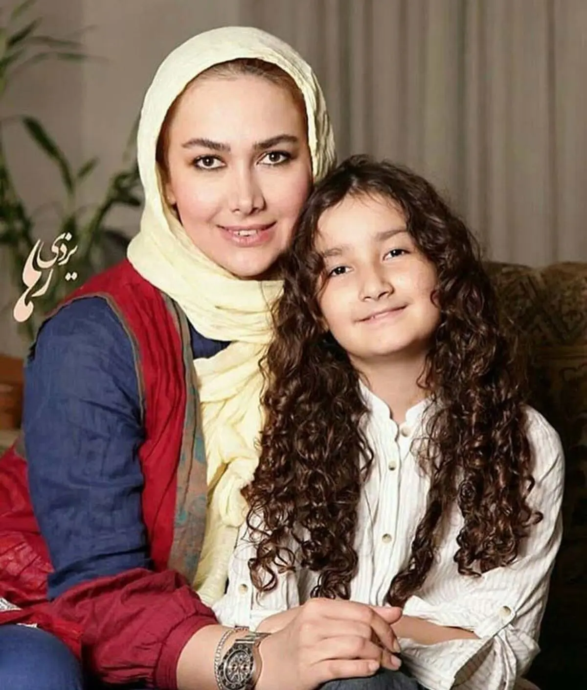 آناهیتا نعمتی