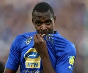 زخم کاری به هواداران استقلال؛ ستاره آبی ها در لیست خرید مرد ایتالیایی