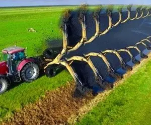 ابزارآلات غول پیکر؛ ماشین مخصوص که مثل تبدیل شوندگان برای چیدن علف تبدیل به داس شد