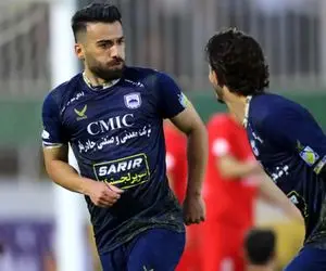 بازیکن جدید استقلال از کویر می‌آید