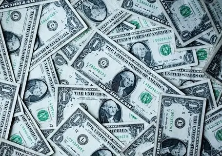 آخرین قیمت دلار و پیش بینی فردا سه شنبه 13 مرداد 1405 / کاهش یا افزایش؟