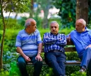 معوقات فروردین بازنشستگان کی واریز می شود؟