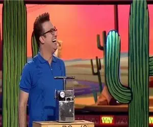 سکانس خندان/حامد به زنه میگه نخند بدتر می کنه/ادای زنرو بهتر از خودش در میاره