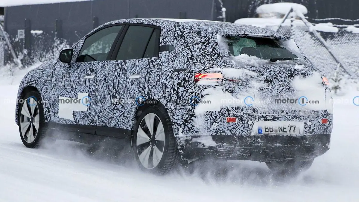 Mercedes - Benz EQE SUV