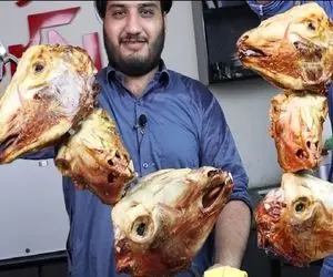 کله پاچه؛ جل الخالق از کله بز گردنبند درست کرده و کبابش کرد؛ همش نباید که آبکی باشه