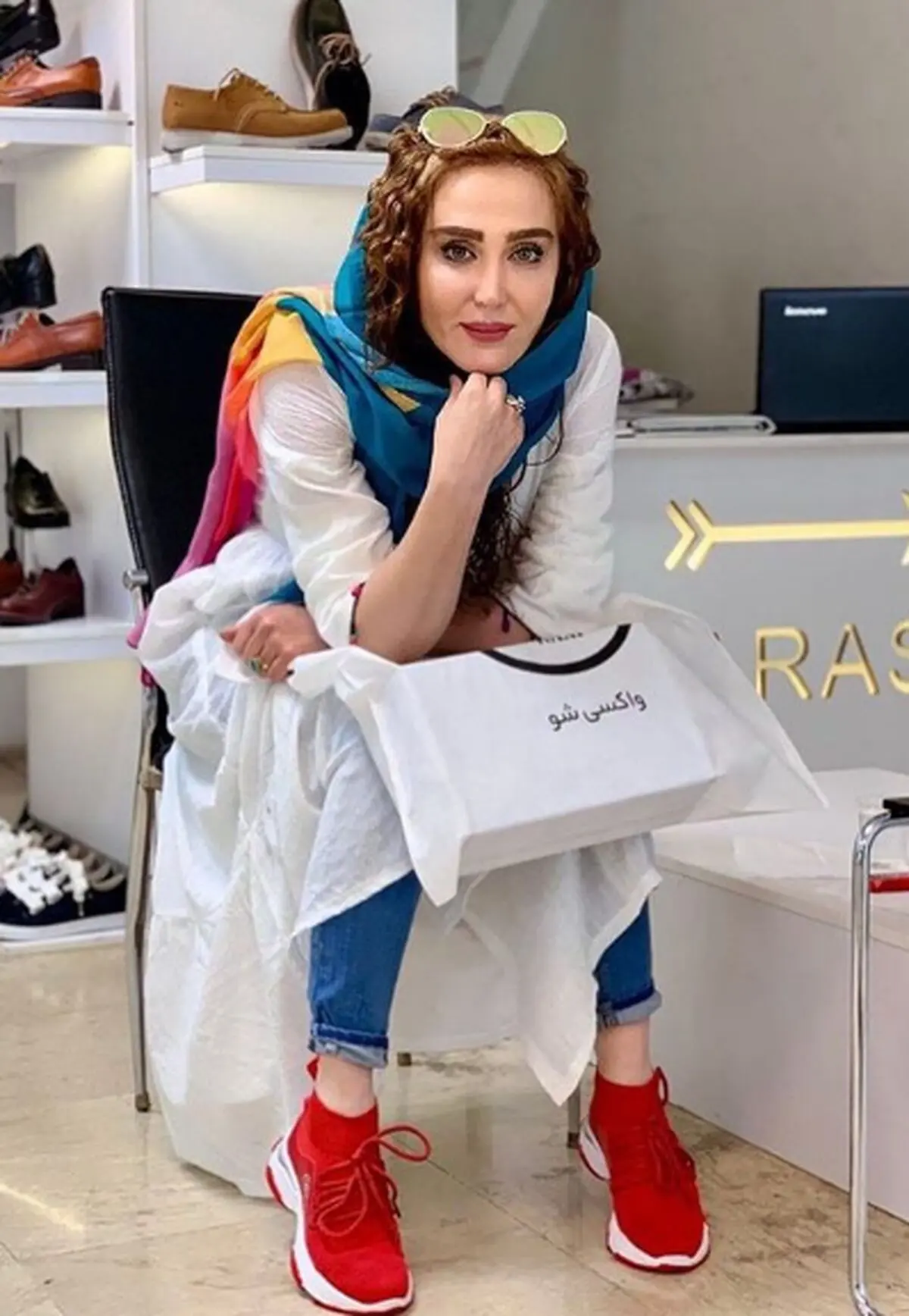 زهره فکورصبور