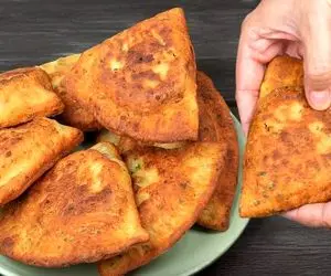 آموزش آشپزی؛ پیراشکی سیب زمینی با جذب روغن کم