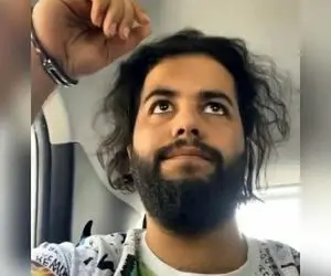 فیلم بازداشت میلاد حاتمی و تحویل به پلیس ایران