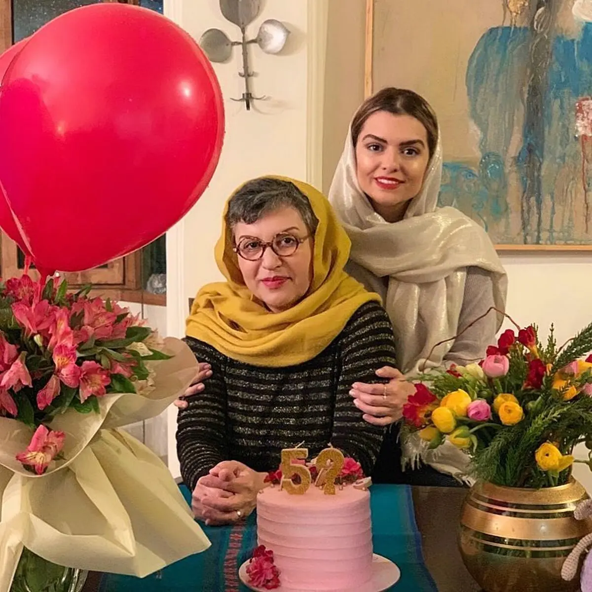 دنیا مدنی و رویا تیموریان