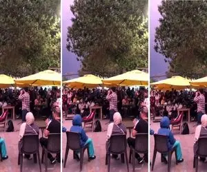 آواز خیابانی؛ آقاهه بین کلی آدم که جای سوزن انداختنم نیست گل عشق رو تو رعدوبرق میخونه