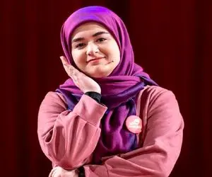 سکانس خندان؛ مامانی من اسمش ننه است / اجرای فوق خنده دار هانا در کارناوال