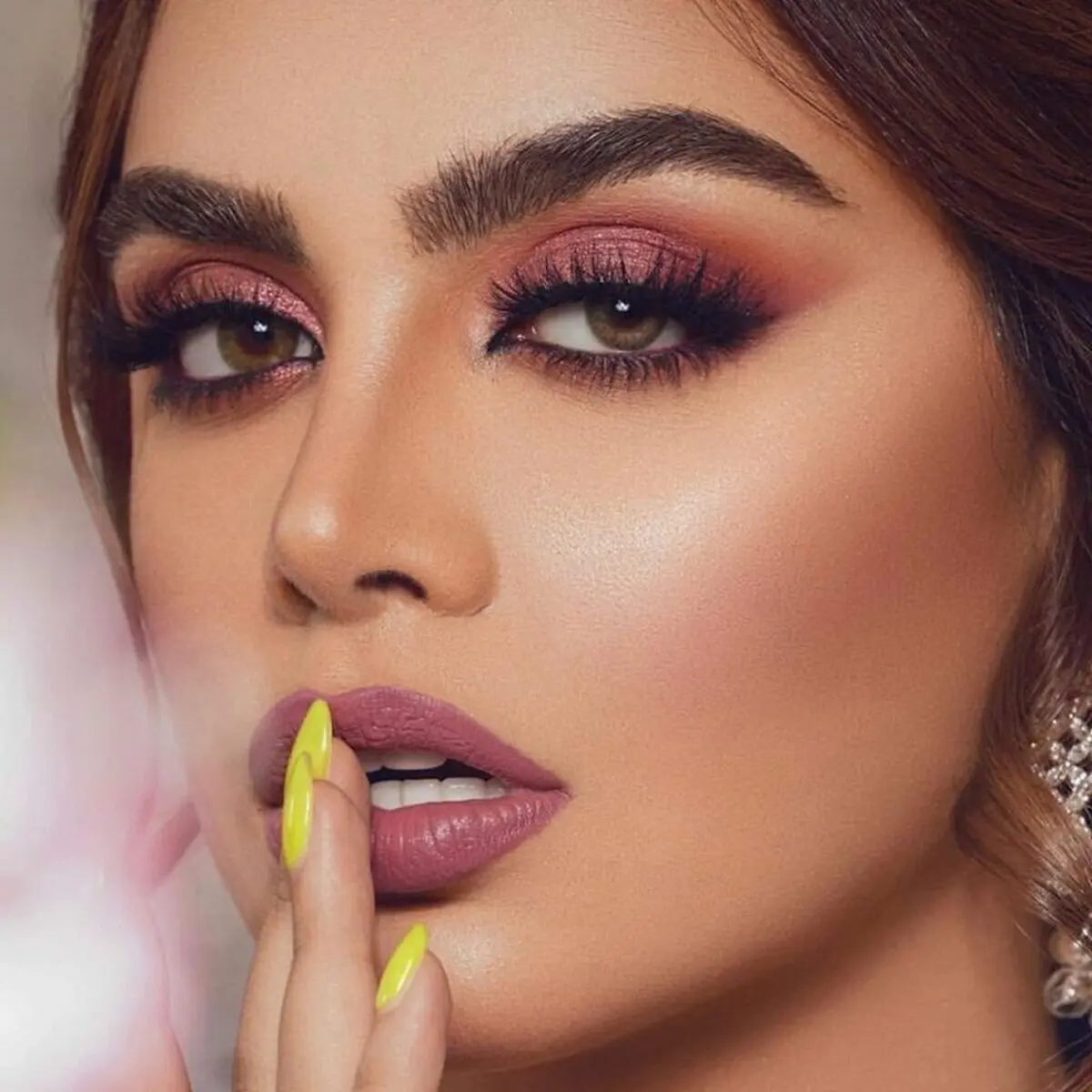 آرایش چشم ریز
