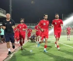 مربی تیم ملی بوکس در تمرینات پرسپولیس چه می کند؟