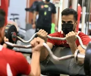 (عکس) پرسپولیسی ها آماده برای بردن بازی دربی!